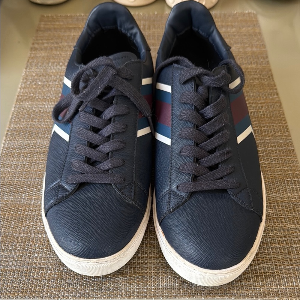 Armani Exchange Blue and White Sneakers Low-Top Style
